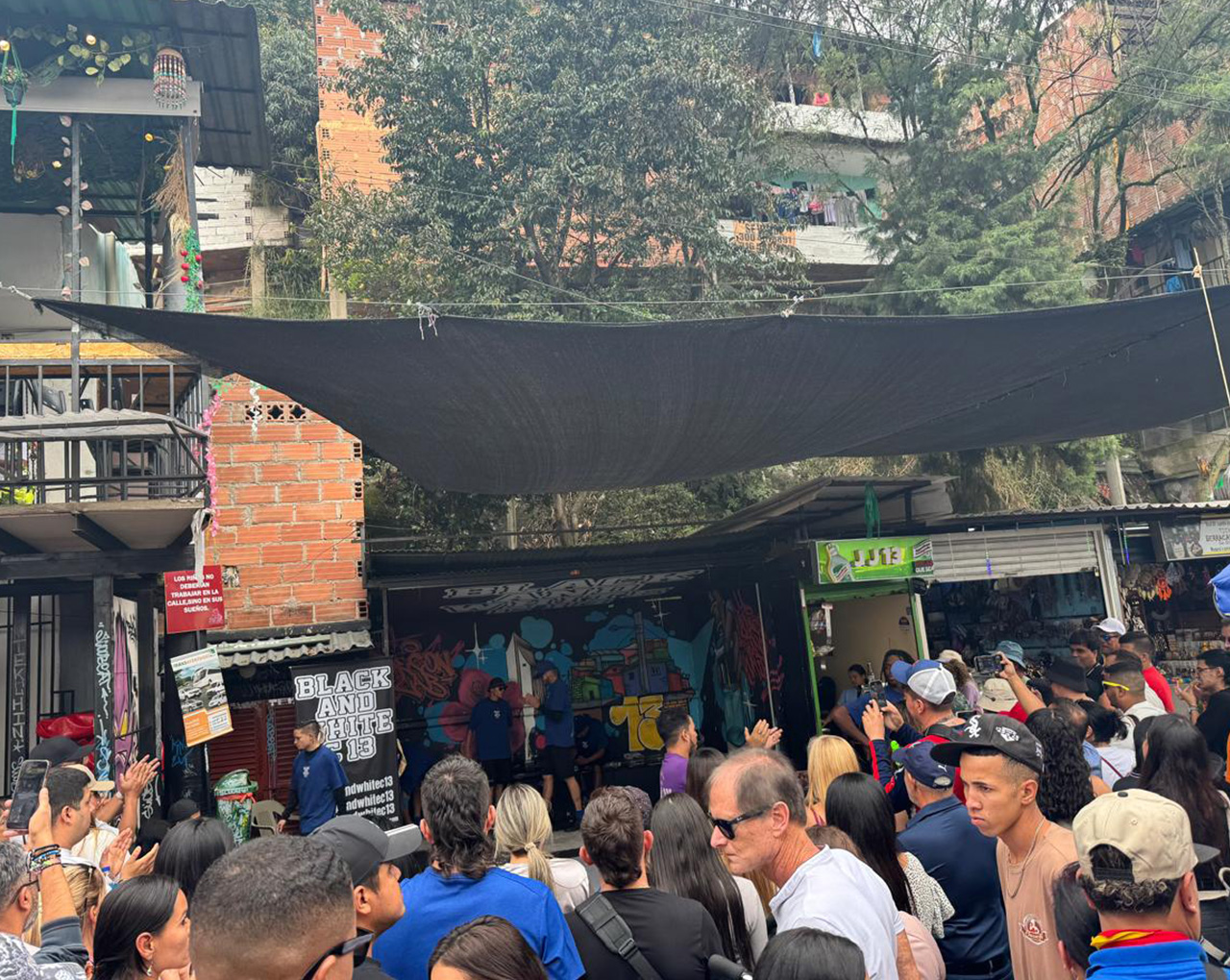 Comuna 13 y Graffiti Tour v2 - 2